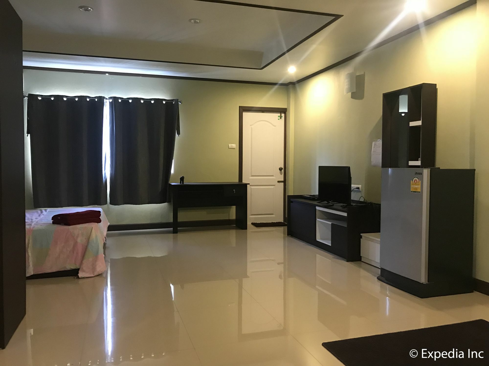 Burnout Guesthouse Pattaya Ngoại thất bức ảnh